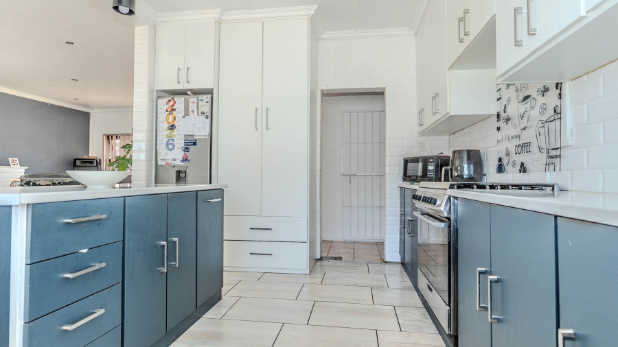 3 Bedroom Property for Sale in De La Haye Western Cape